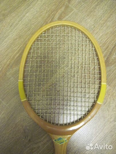 Ракетка для большого тенниса