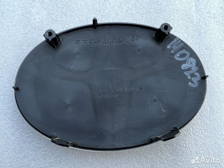 Эмблема Toyota Camry v70 v75 под дистроник