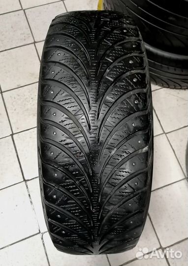 Sava Eskimo Stud 205/65 R15