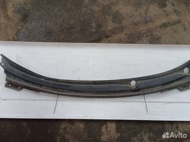 Жабо Mitsubishi Lancer 2010