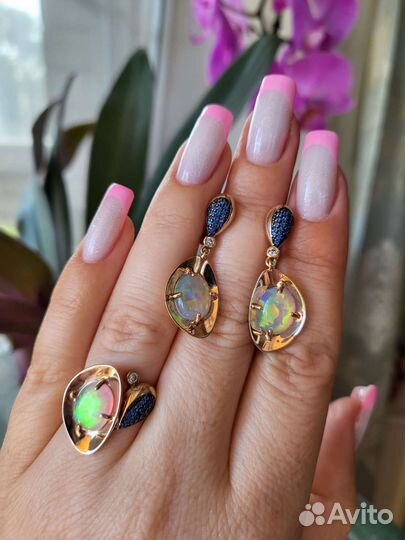 Кольцо и серьги с опалом