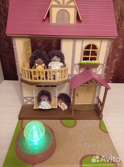 Sylvanian Families дом с фонтаном