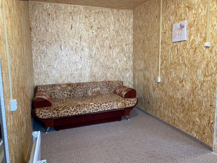 Дом 36,6 м² на участке 6 сот.