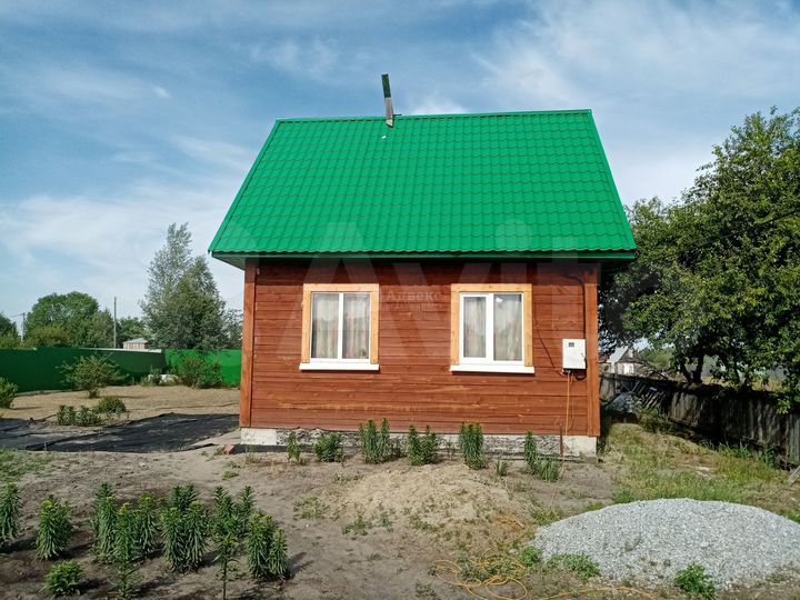 Дача 30 м² на участке 10 сот.