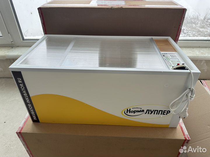 Инкубатор Блиц Норма Луппер 72 яиц