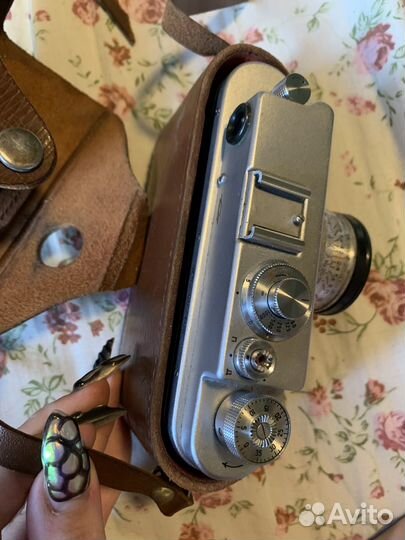 Плёночный фотоаппарат зоркий 4