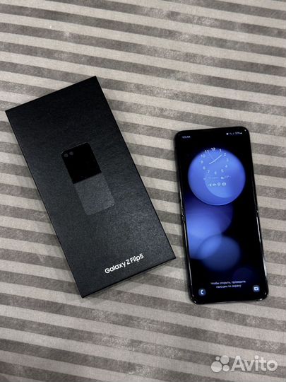 Samsung Galaxy Z Flip5, 8/512 ГБ