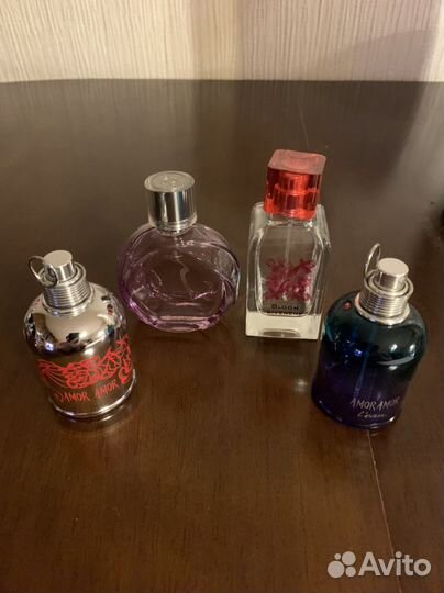 Флаконы из под женского парфюма