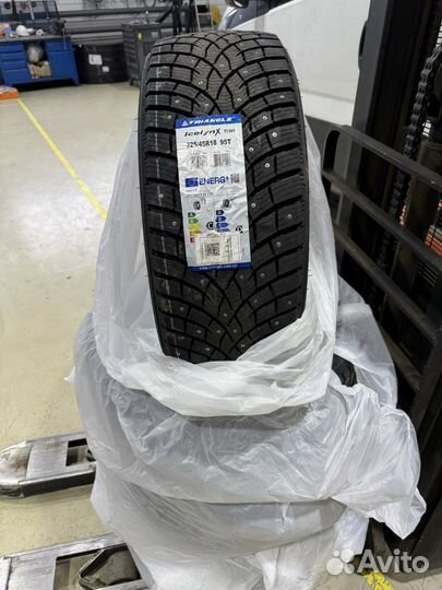 Triangle IcelynX TI501 225/45 R18