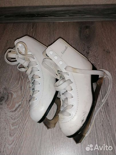 Коньки фигурные детские