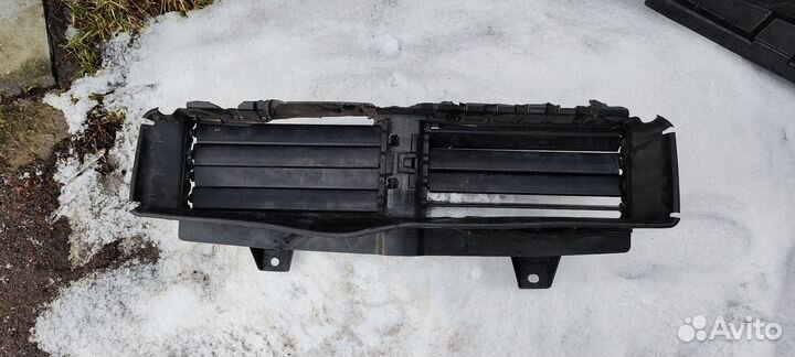 Моторчик жалюзи радиатора Форд Мустанг 6 рест