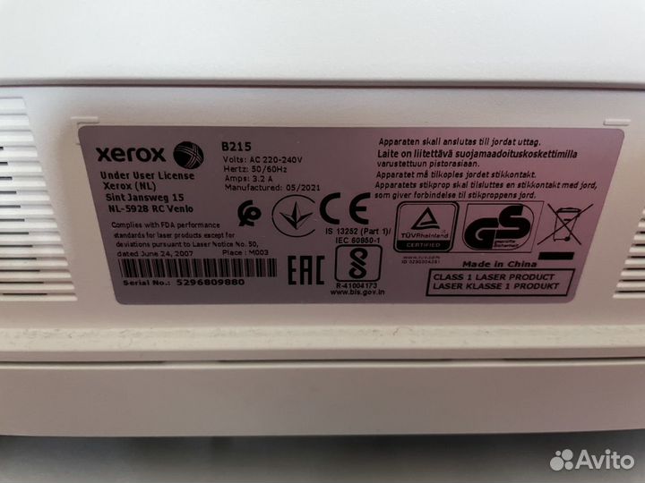 Почти новое мфу Xerox B215 (пробег 879 страниц)