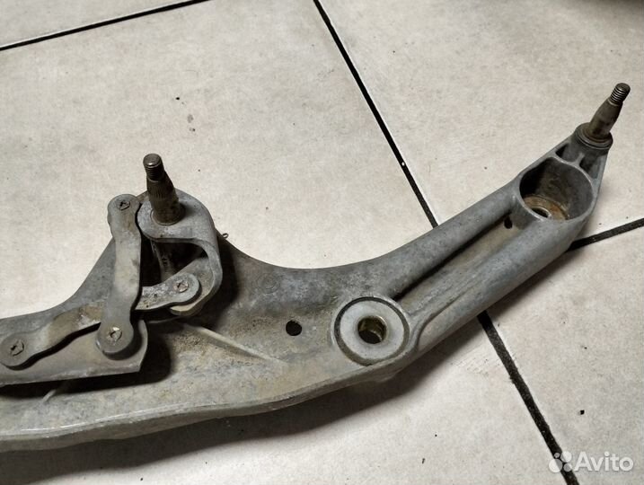 Трапеция дворников BMW E38