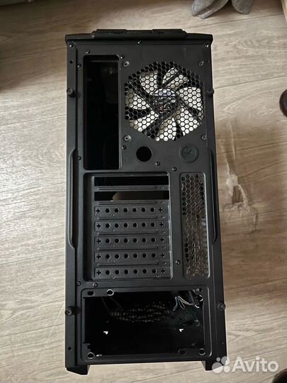 Продам корпус Zalman Z9 Plus
