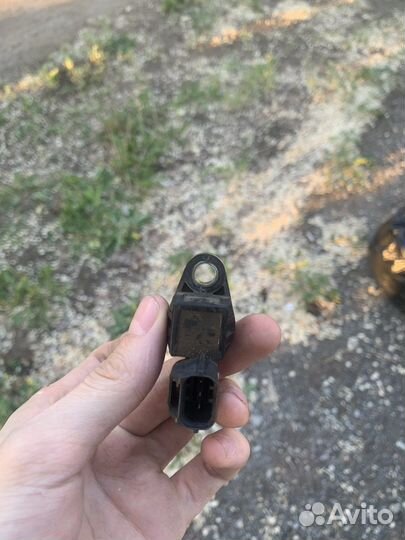 Датчик распредвала CS2A Lancer Cedia