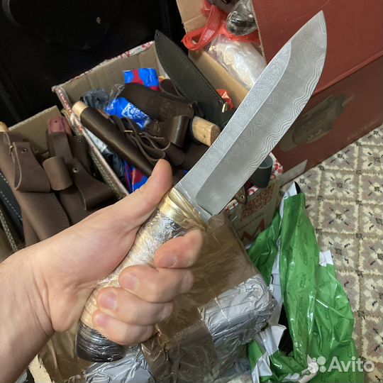 Нож для охоты из дамаска