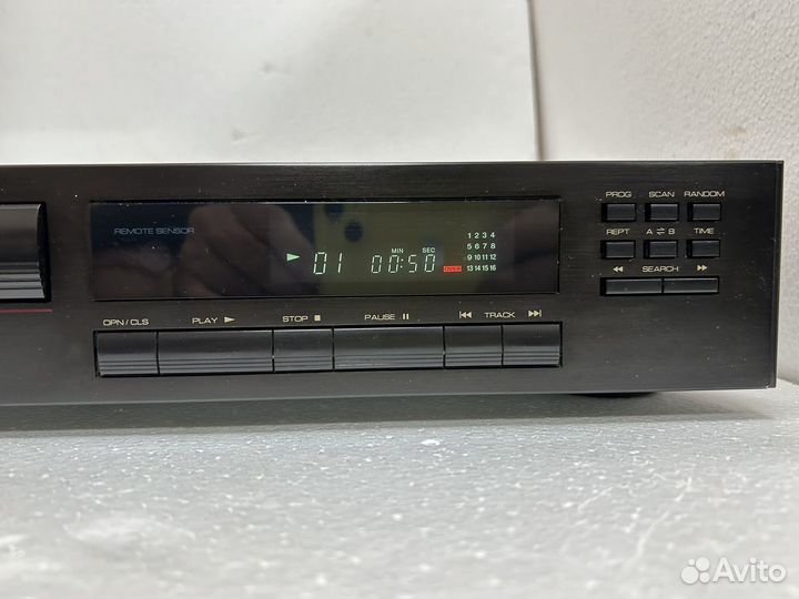 CD проигрыватель Rotel RCD-930AX