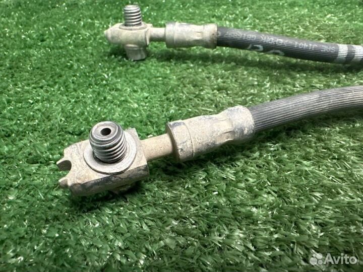 Шланг тормозной задний Skoda Yeti 1.4 caxa 2014