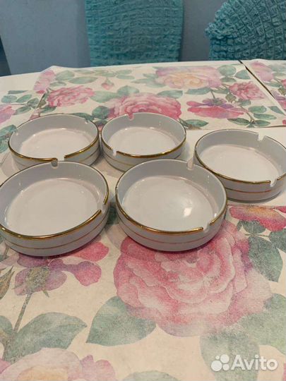 Пепельница фарфоровая