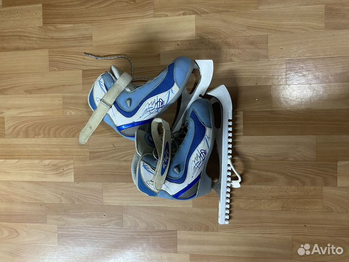 Продам коньки