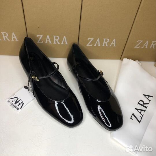 Сандали балетки zara