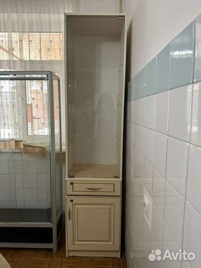 Тумбочки для салона