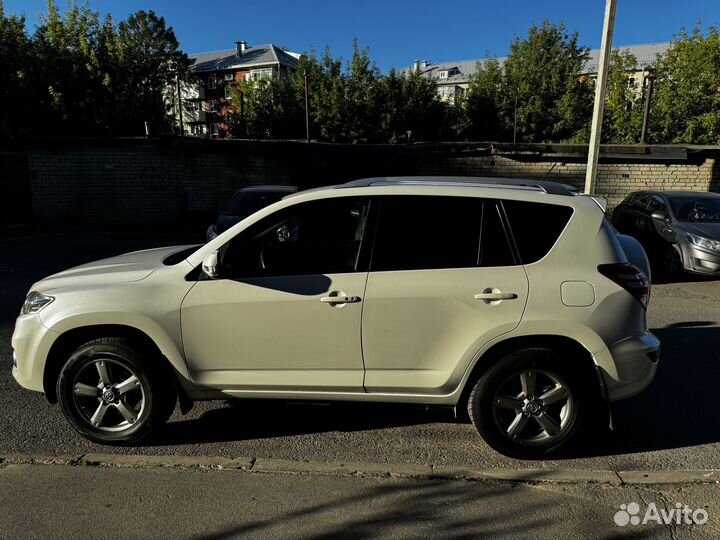 Toyota RAV4 2.0 CVT, 2012, 158 200 км