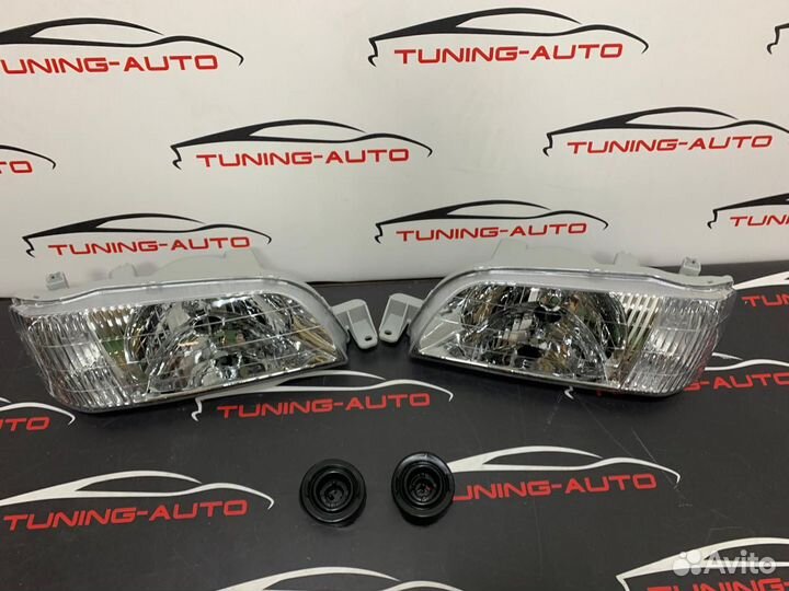 Фары Toyota Camry/Vista (SV40) 1994-1998 год (комплект, светлые)
