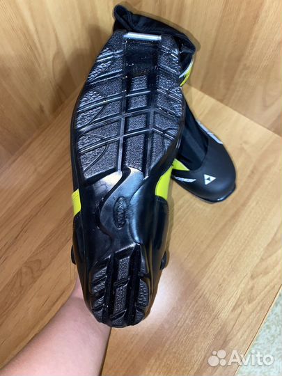 Лыжные ботинки fischer 42 размер