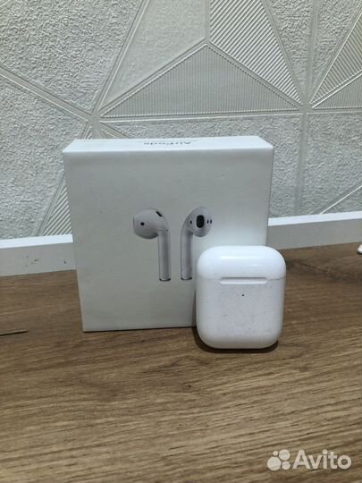 Наушники airpods