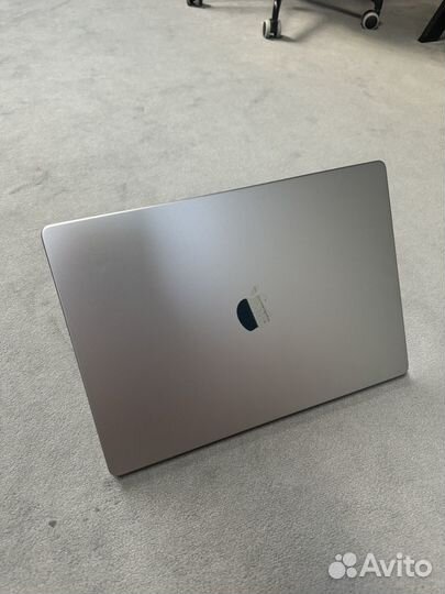 Apple MacBook Pro 16 m1 max
