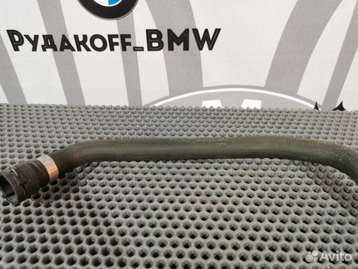Патрубок системы охлаждения Bmw X5 E53 M54B30 2004