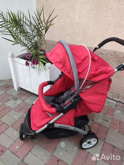 Прогулочная коляска infiniti