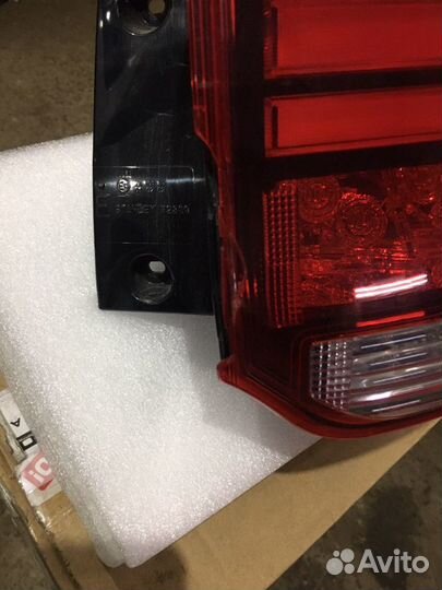 Фонарь задний mitsubishi outlander 3
