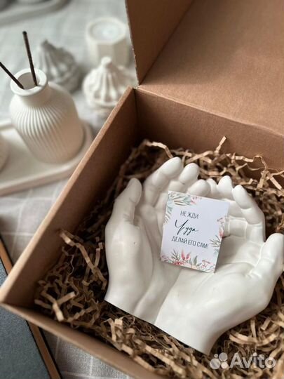 Подарочные наборы, гипсовые фигурки, свечи