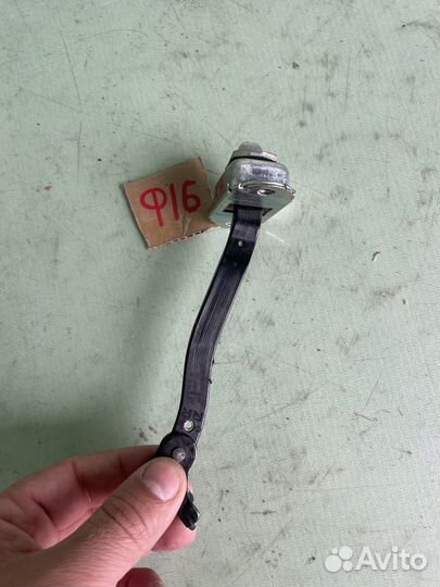 Ограничитель двери задней левой nissan x-trail