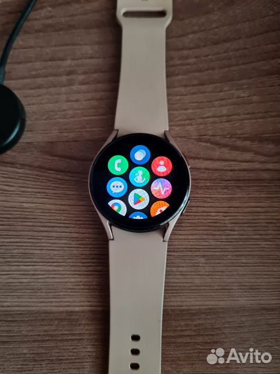 Смарт часы Samsung galaxy watch 4 40mm