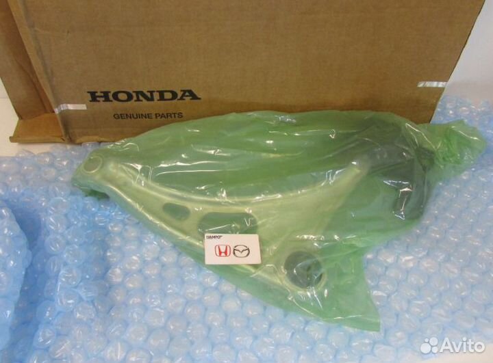 Рычаг передний правый нижний Acura MDX 14-17