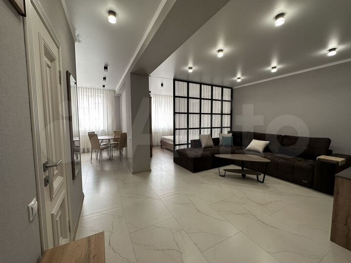 1-к. квартира, 56 м², 3/10 эт.