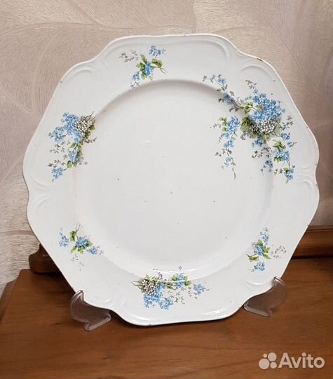 Блюдо и тарелка Кузнецова