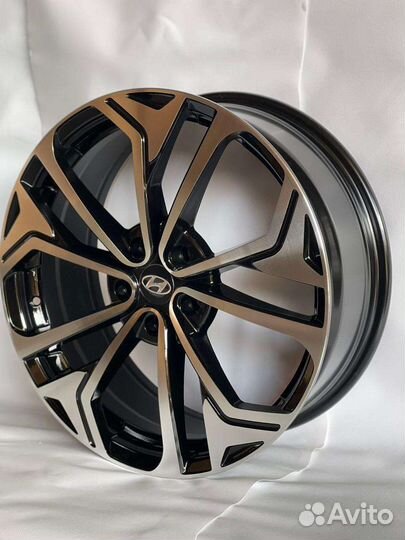 Новые диски R17 для на Hyundai Tucson/5x114.3