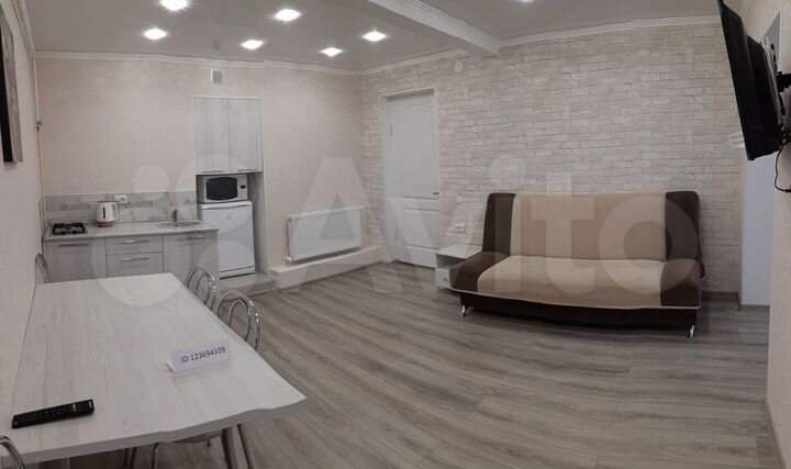 3-к. квартира, 60 м², 1/2 эт.