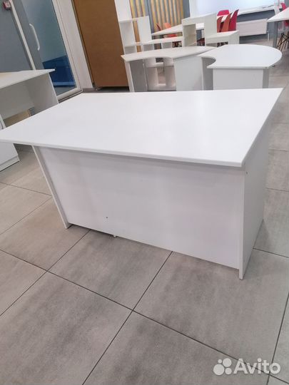 Стол письменный офисный бу