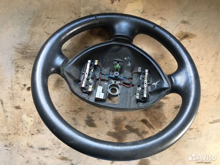 Рулевое колесо Рено Лагуна Renault Laguna 2