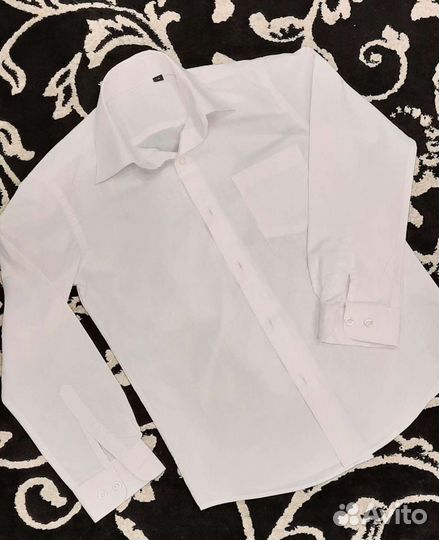 Рубашка, галстуки, бабочки