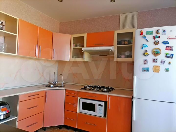 3-к. квартира, 71,9 м², 8/10 эт.