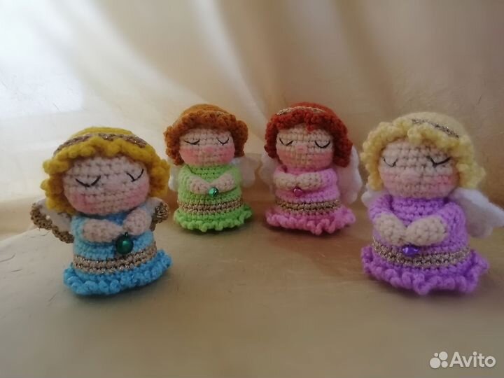 Ангелочек вязаный