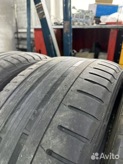 Nokian Tyres Hakka Black SUV 265/45 R21