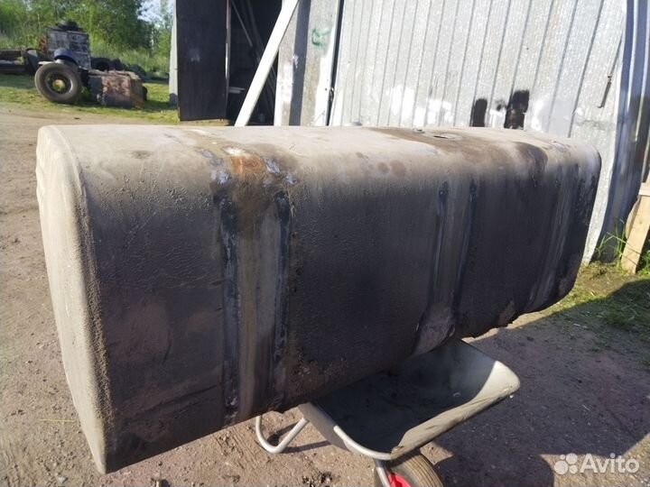 Топливный бак алюминиевый бу на skania 700л