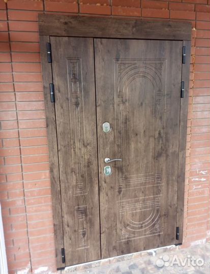 Дверь входная металлическая с терморазрывом